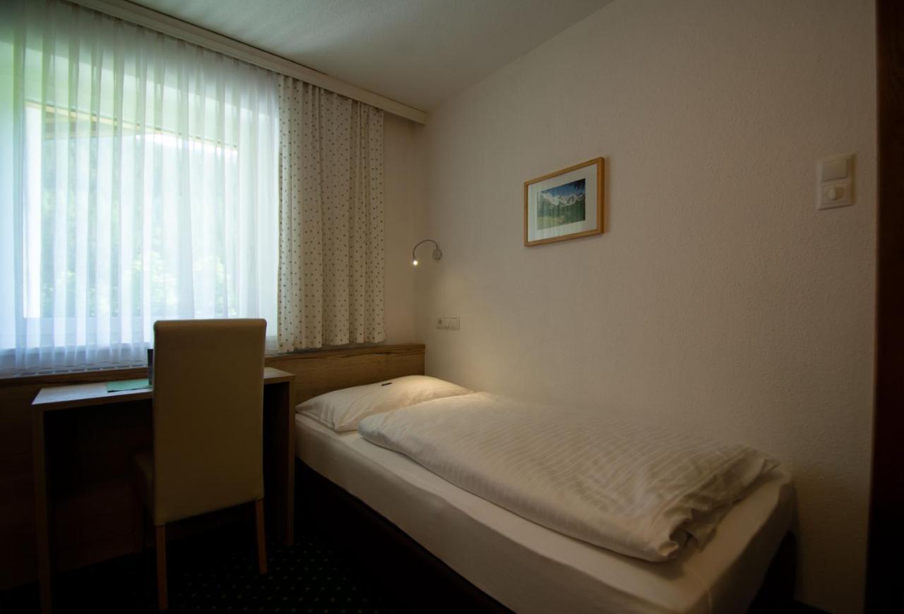 Essl In Filzmoos Hotell Exteriör bild