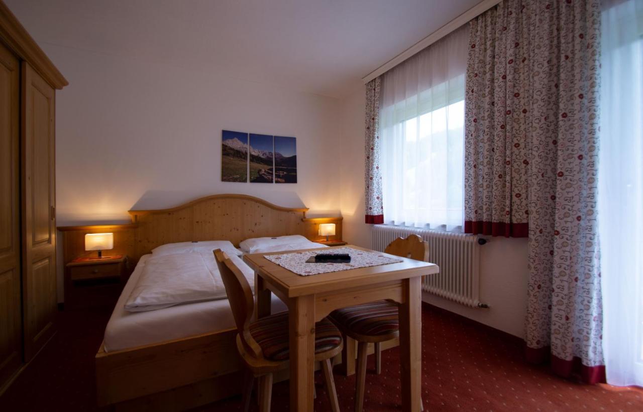 Essl In Filzmoos Hotell Exteriör bild
